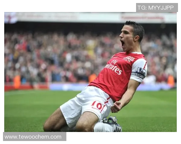 这些图中的足球明星展现了他们的风采与激情，带你领略绿茵场上的传奇故事