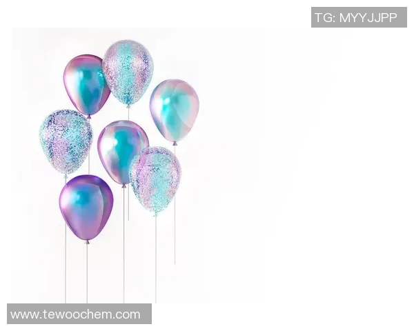 高清足球明星气球图片展示引领潮流的运动魅力与激情瞬间