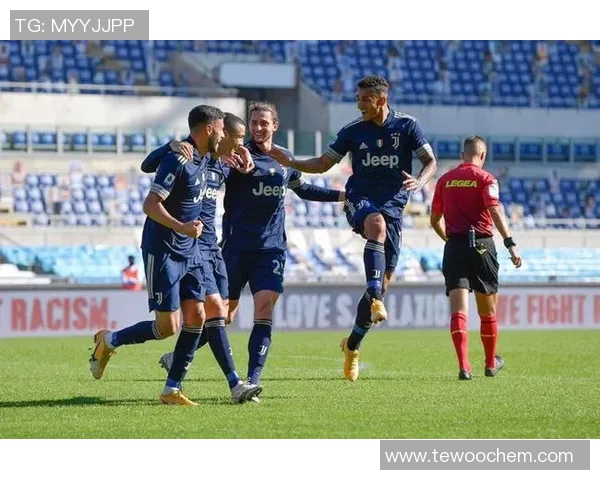 克鲁寒罗与米竞技的巅峰对决谁能笑到最后解析比赛精彩瞬间