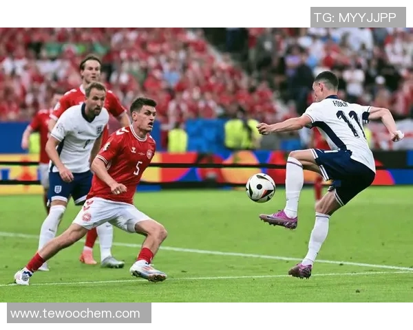 巴西与英格兰友谊赛精彩回顾两队历史交锋与球员表现分析 巴西与英格兰友谊赛精彩回顾两队历史交锋与球员表现分析