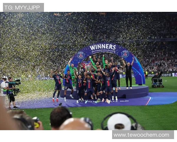 曼联在欧冠历史对阵巴黎圣日耳曼的成绩分析与回顾